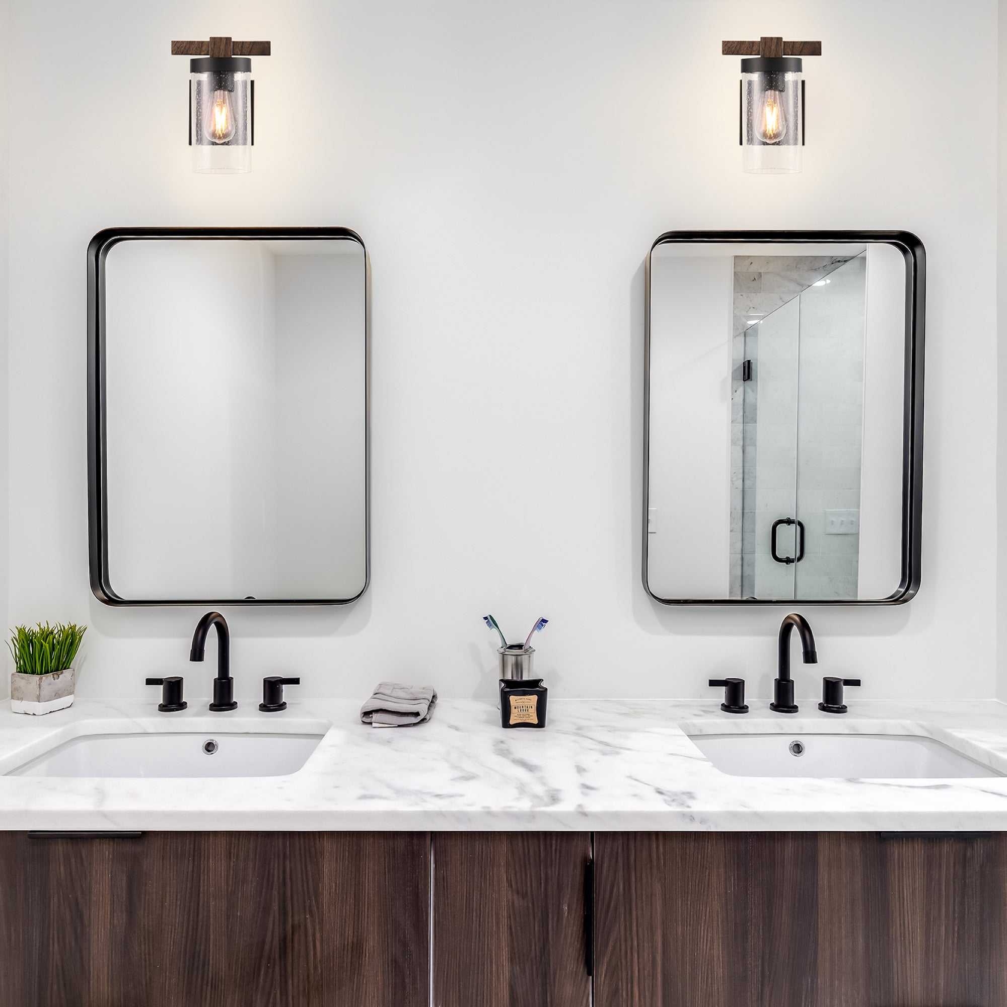 ULTRALUX® 120VAC Rustic Vanity 1-Light
